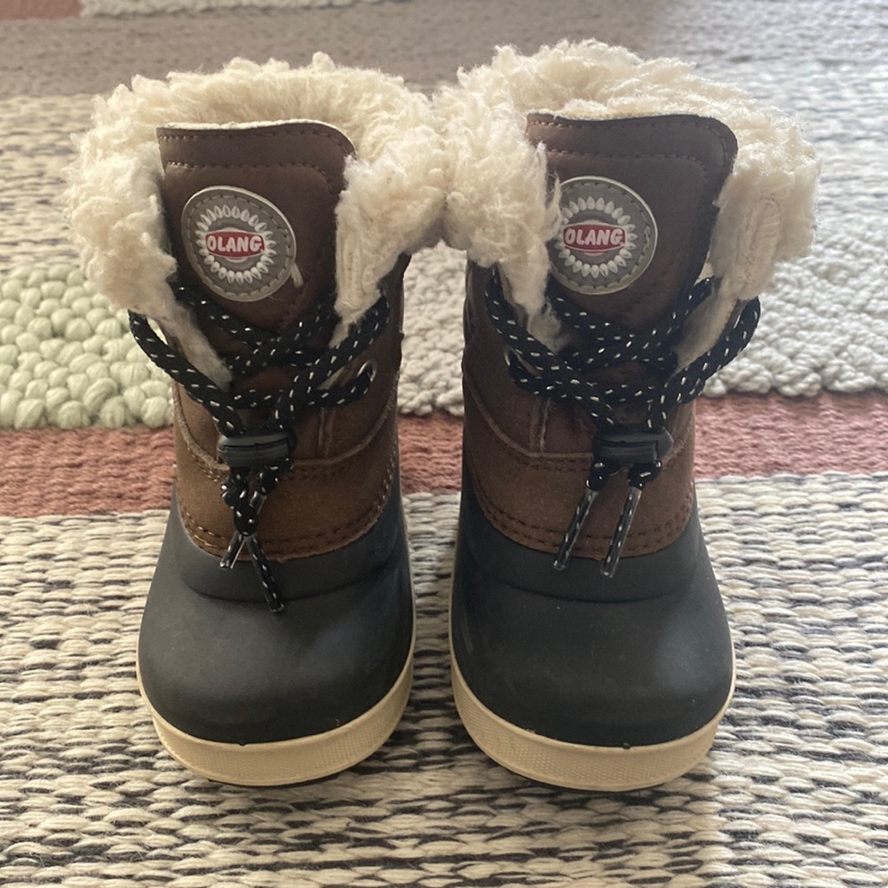 Olang “Ape” Boots